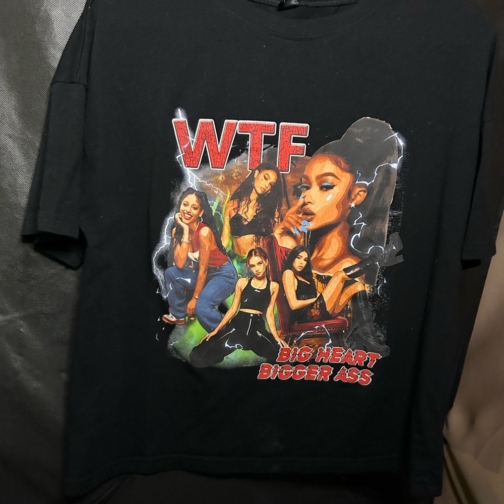 SHEIN Black Graphic Tee - Short Sleeve